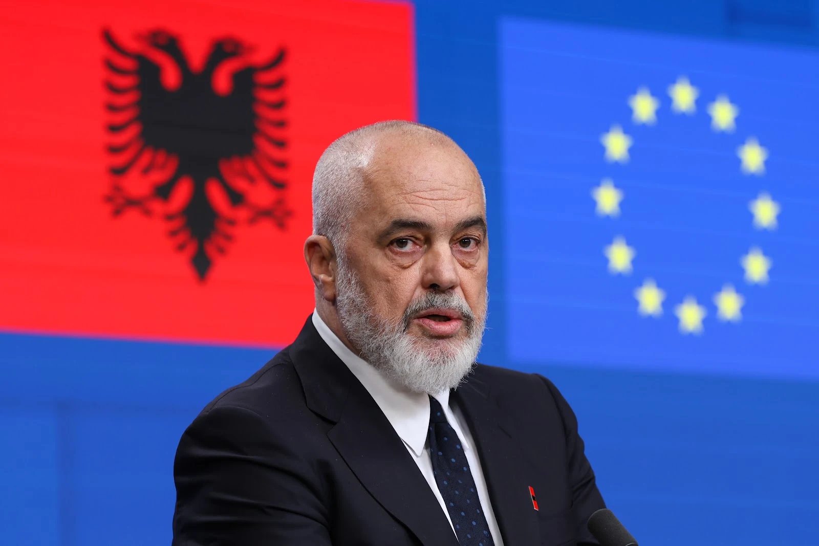 Edi Rama, Albanija, Tirana, protesti, policija, nasilje