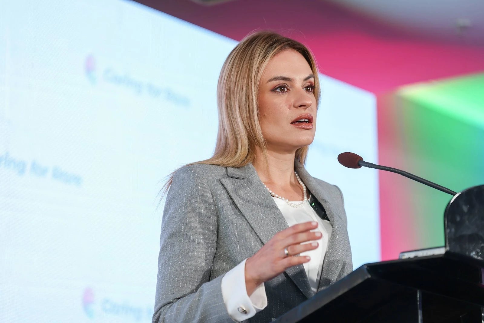 Milica Đurđević Stamenkovski, roditelj-negovatelj, Zakon o roditeljima-negovateljima, centri za socijalni rad, Ivanjica