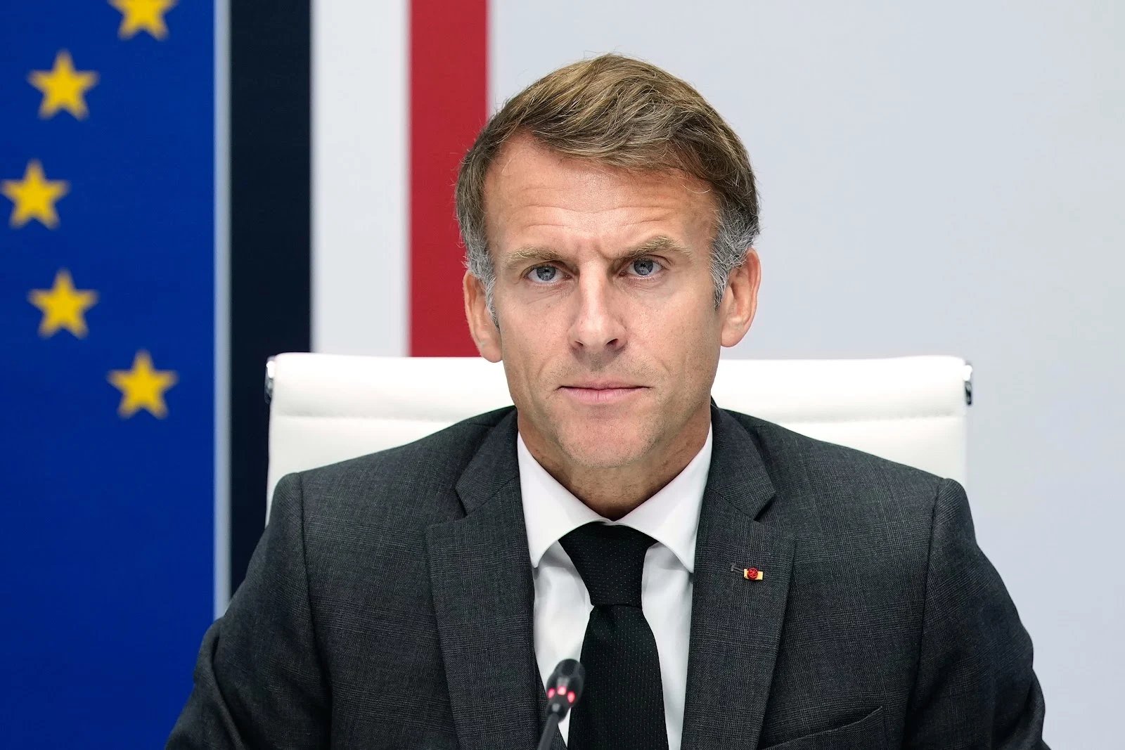 Emanuel Makron, Francuska, predsednički izbori, Medijapar, protesti, politička kriza