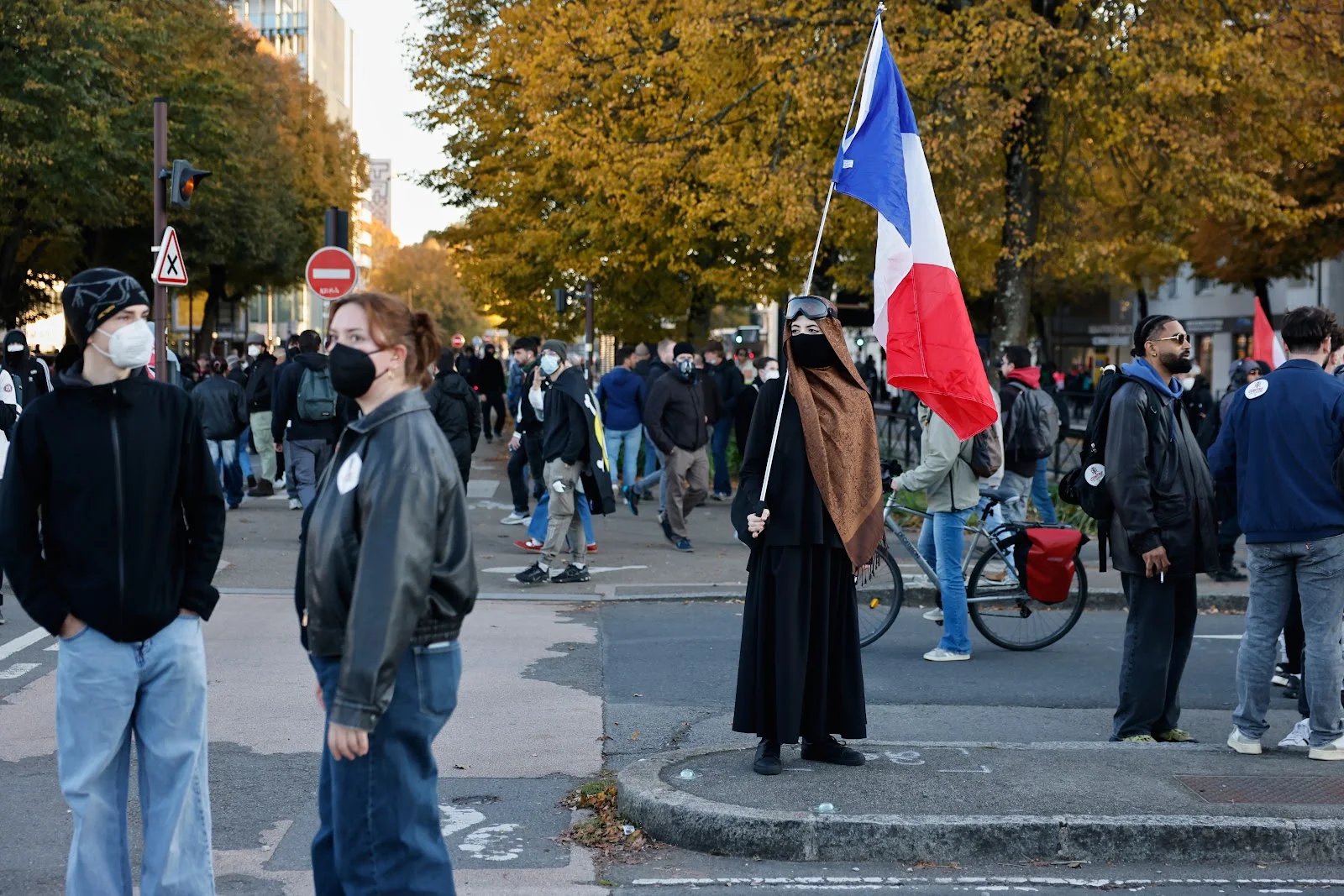Francuska protesti, Pariz, policija, Loran Nunjez, troškovi života, demonstracije