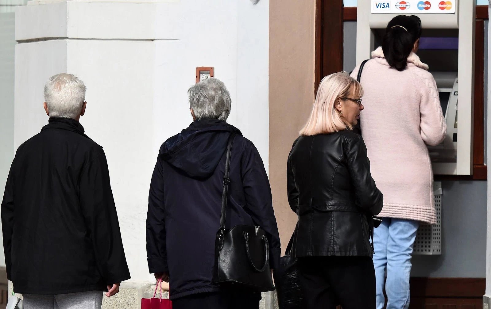 Nemanja Karović, Poštanska štedionica, RTS, Narodna banka Srbije, tužilaštvo, Studentska lista