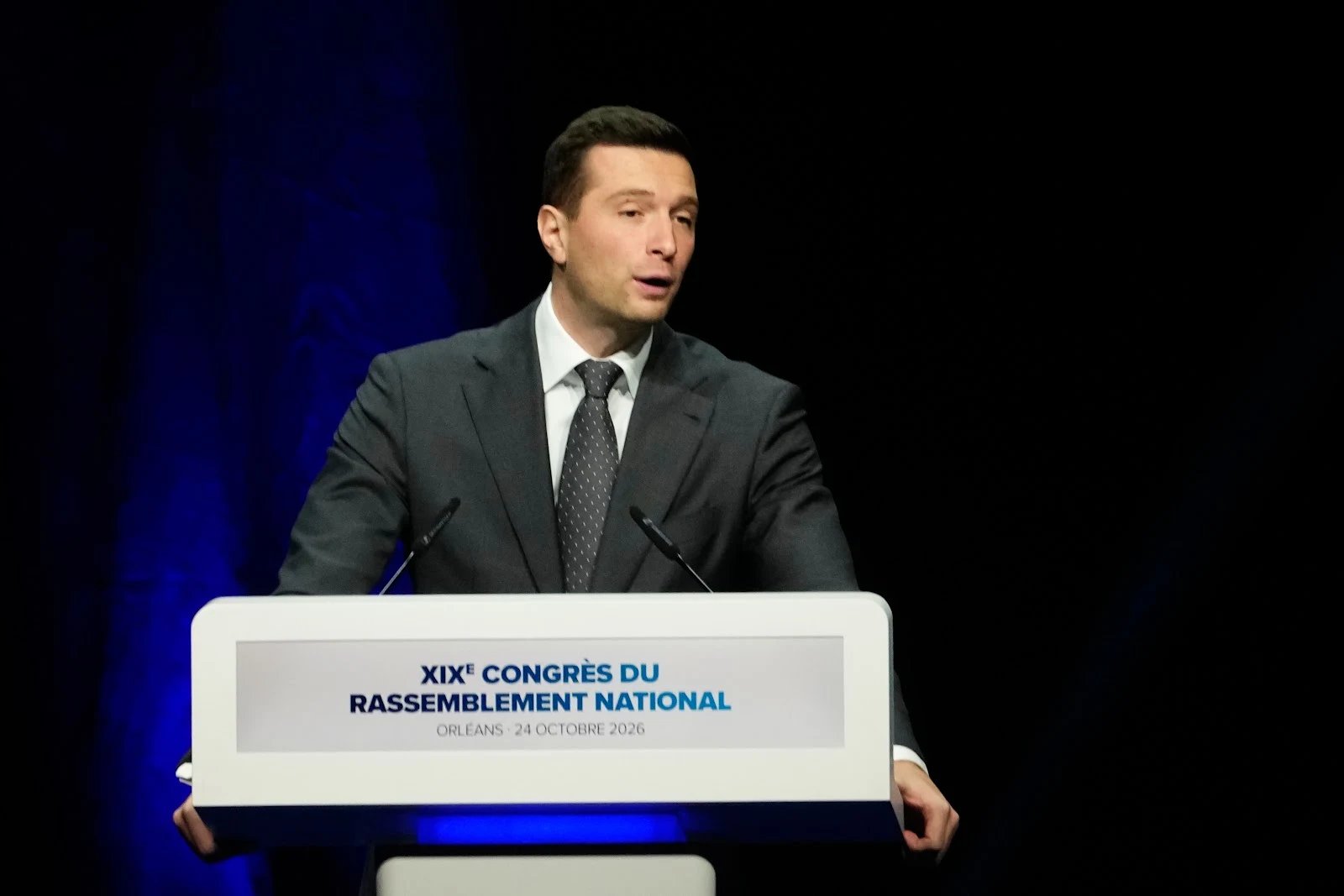 Žordan Bardela, Nacionalno okupljanje, Orlean, Marin Le Pen, Francuska, protesti