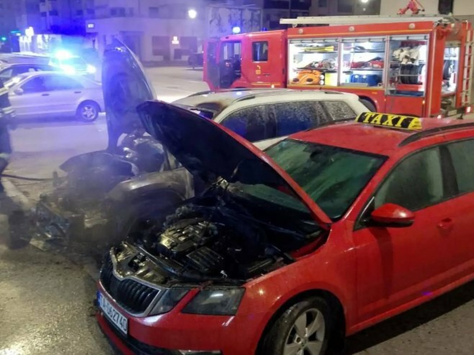 Pale, požar, automobili, Vatrogasna jedinica, Ulica Nikole Tesle, Policijska uprava Istočno Sarajevo